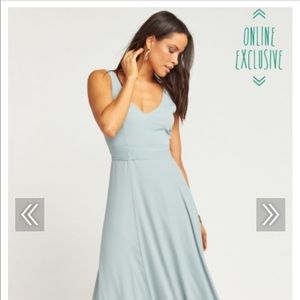 show me your mumu Jenn Maxi Dress in Silver Sage-M